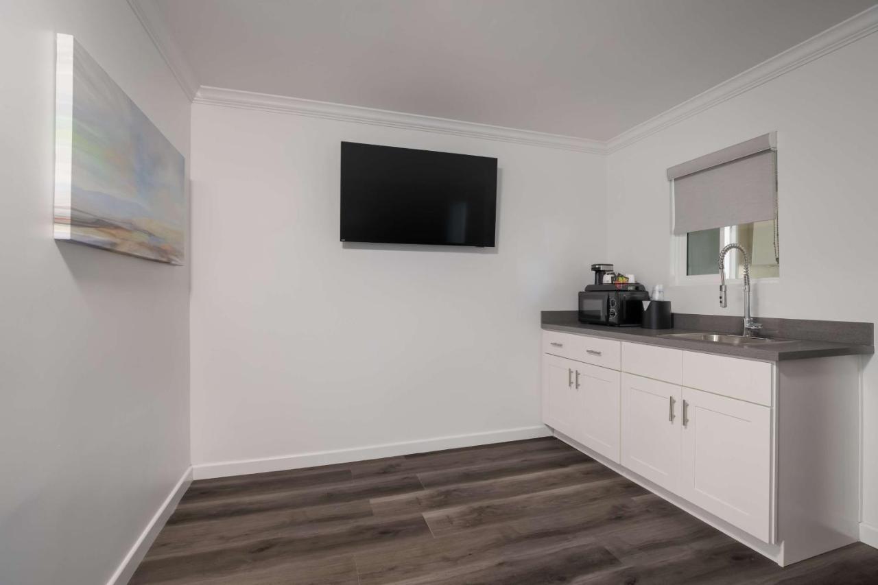 Surestay Plus Hotel By Best Western Upland - Ontario North Exterior foto
