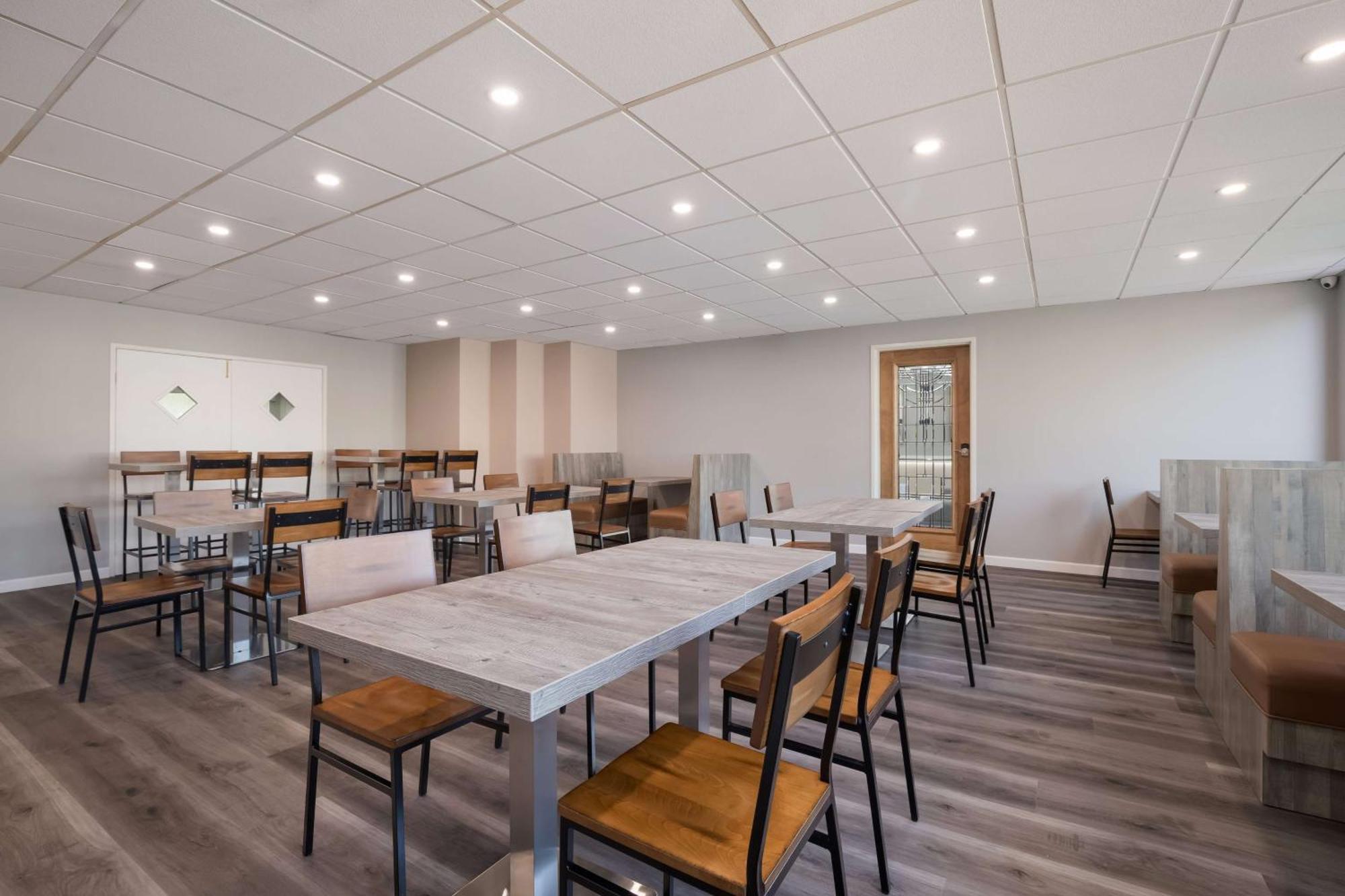 Surestay Plus Hotel By Best Western Upland - Ontario North Exterior foto