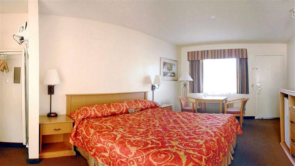 Surestay Plus Hotel By Best Western Upland - Ontario North Exterior foto